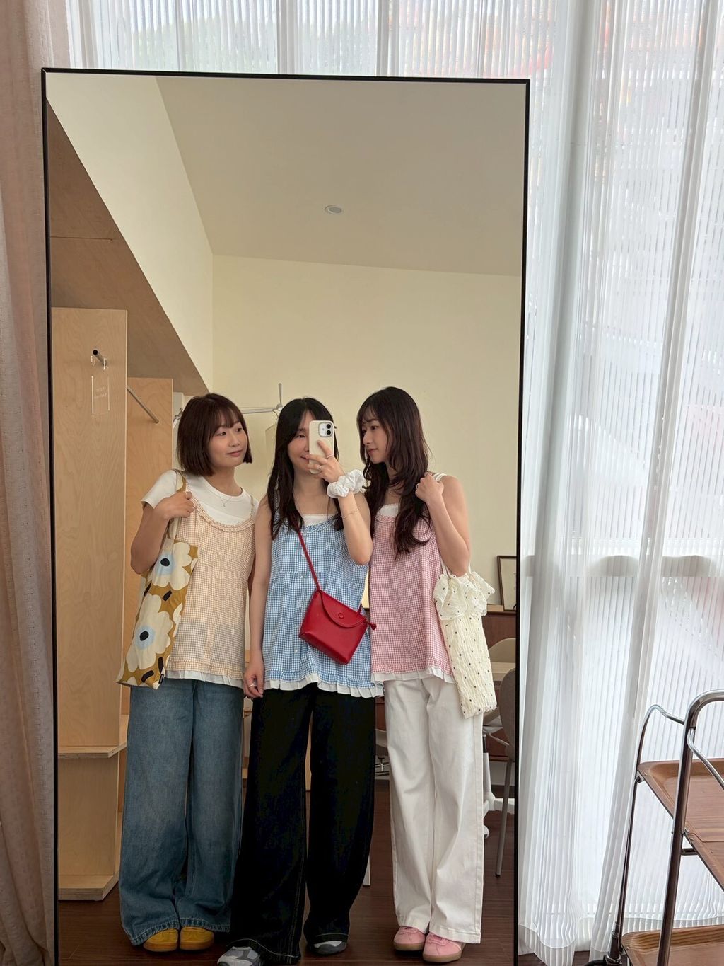 LINE_ALBUM_2026511_260511_42