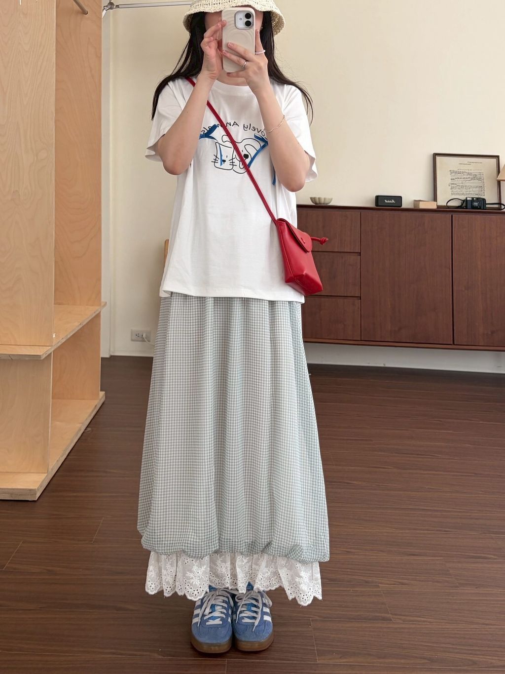 LINE_ALBUM_2026511_260511_432