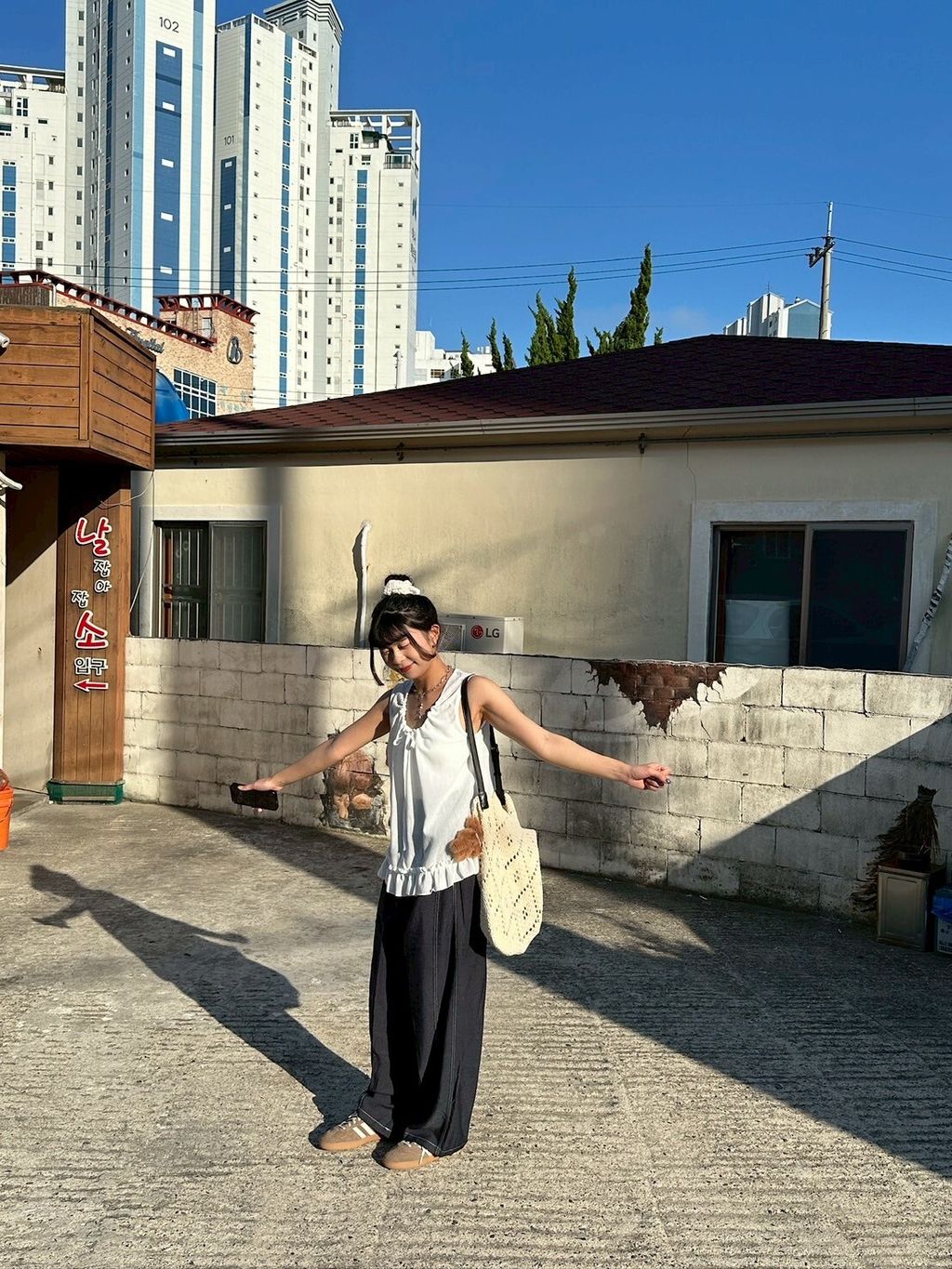 LINE_ALBUM_2025611_250708_525