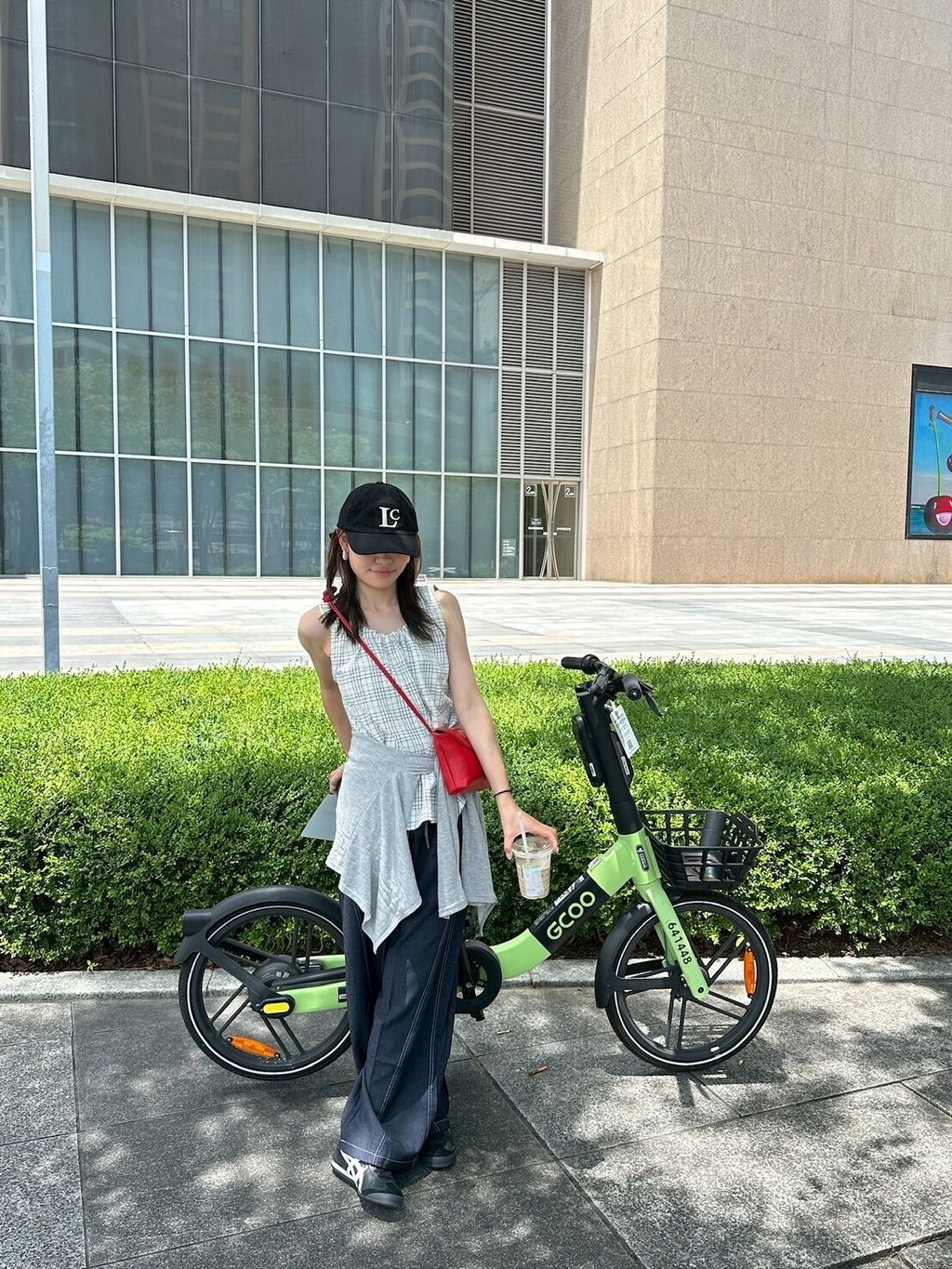 LINE_ALBUM_2025611_250708_129