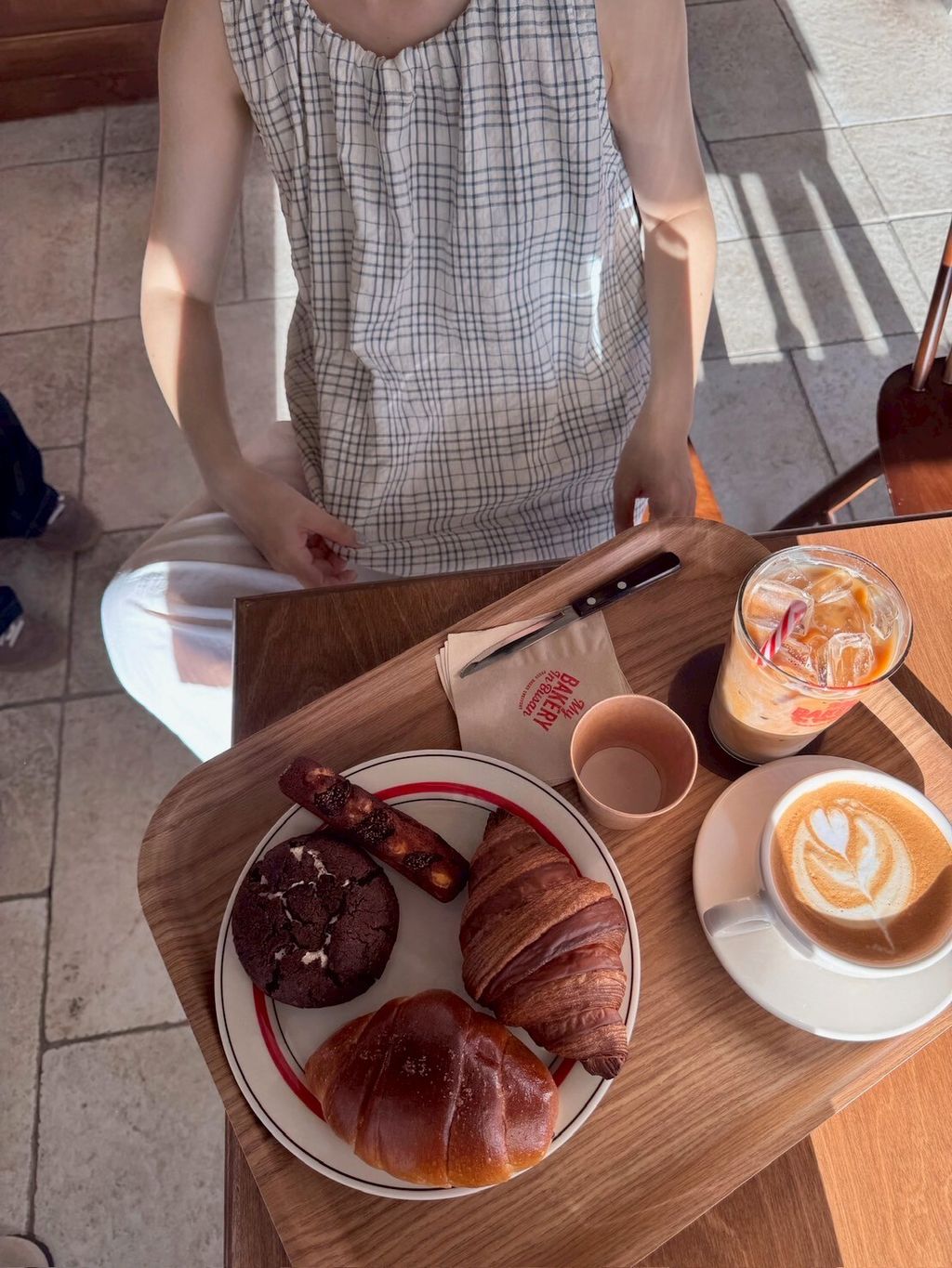 LINE_ALBUM_2025611_250708_331