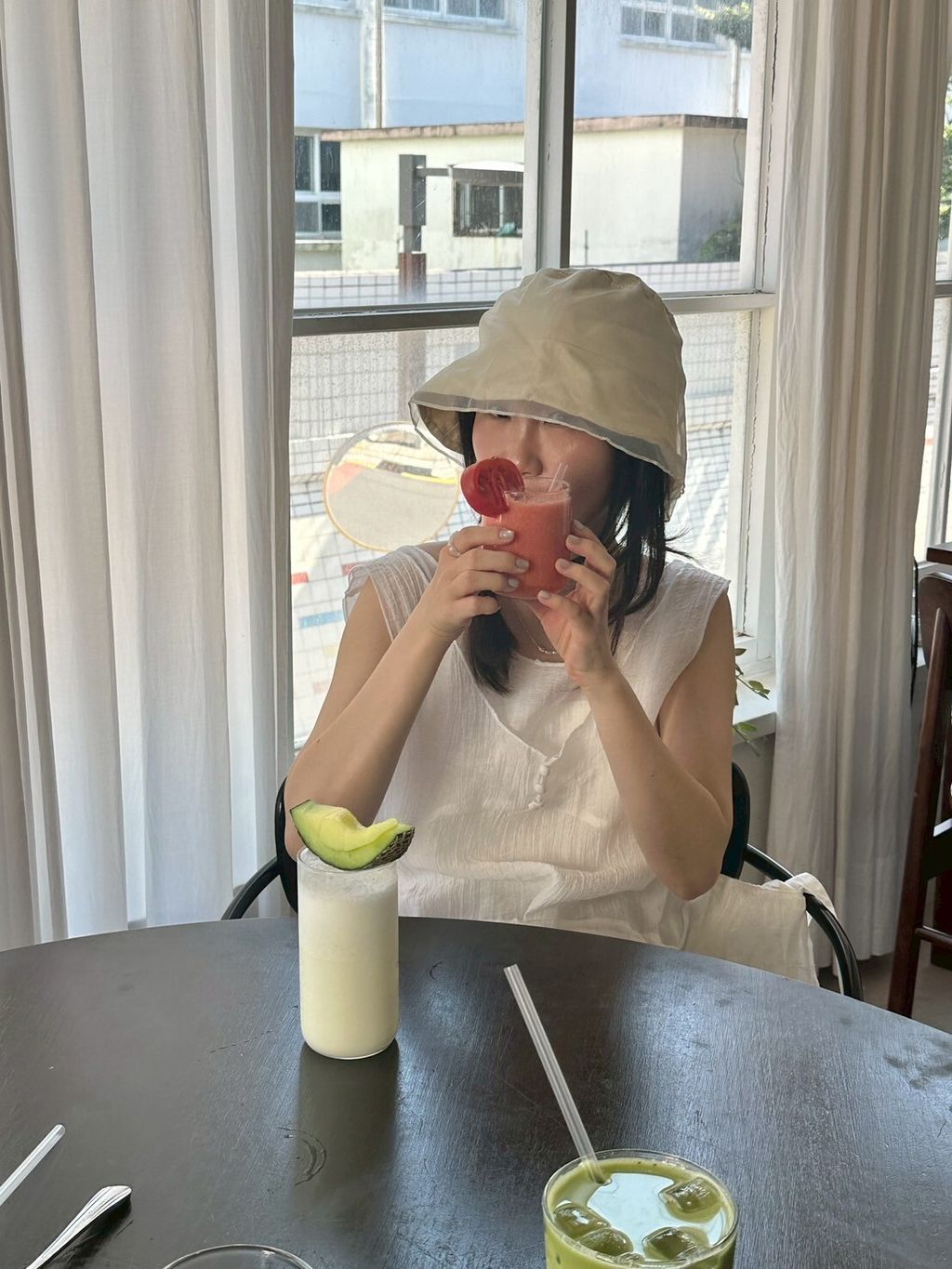 LINE_ALBUM_2025611_250708_396