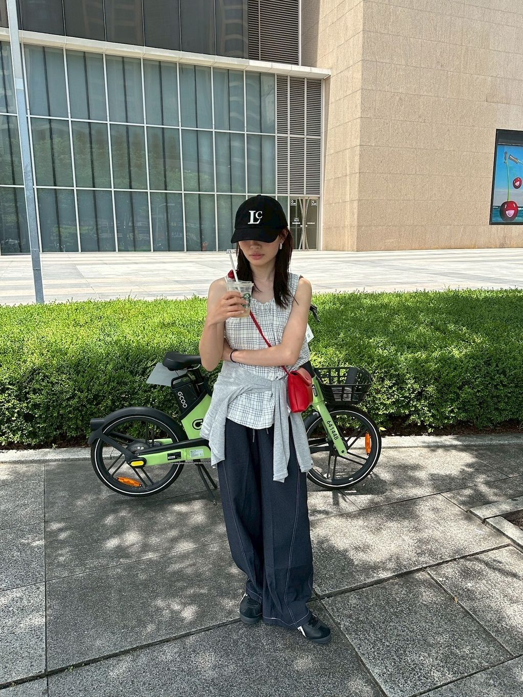 LINE_ALBUM_2025611_250708_132