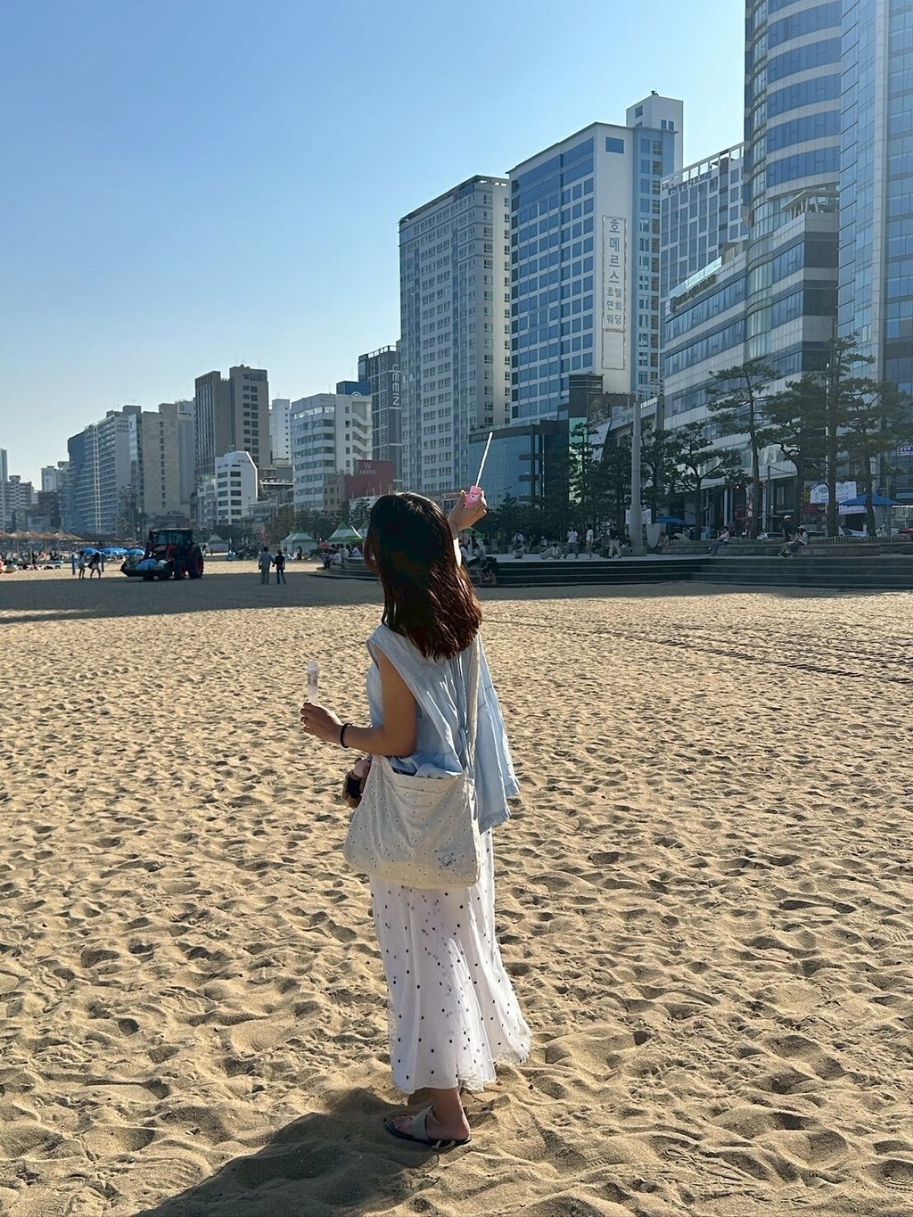 LINE_ALBUM_釜山漂亮業績爆滿_250708_21