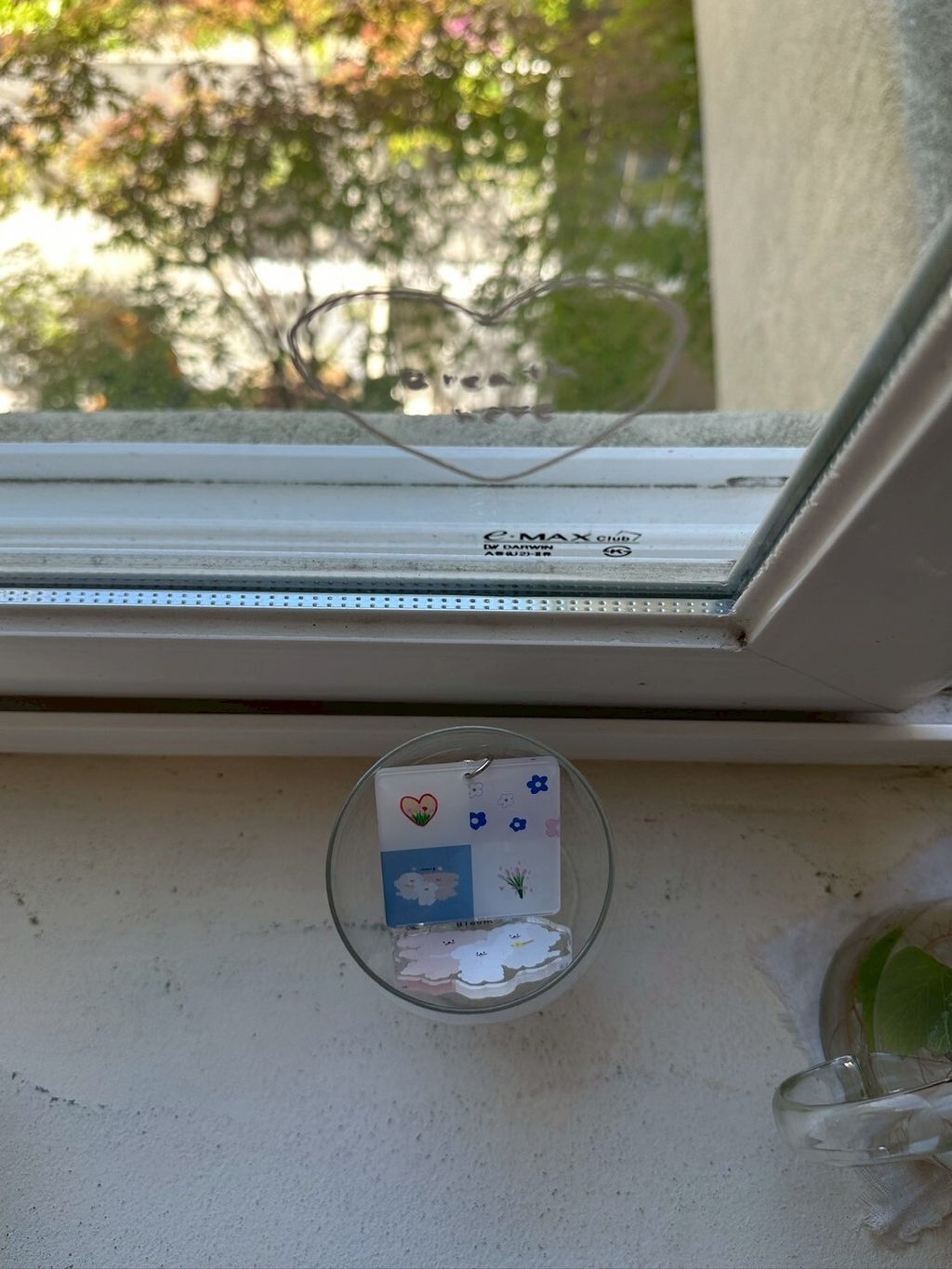 LINE_ALBUM_2025611_250708_367