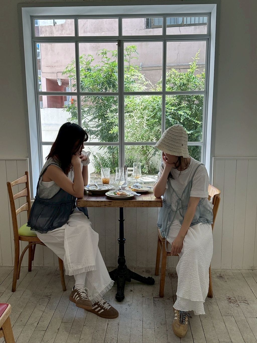 LINE_ALBUM_2025611_250708_179