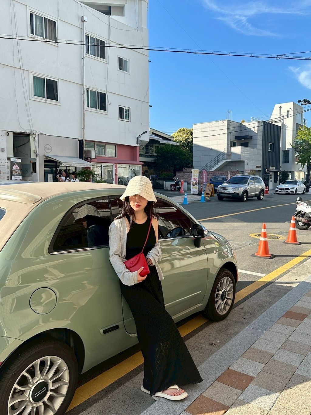 LINE_ALBUM_2025611_250708_174