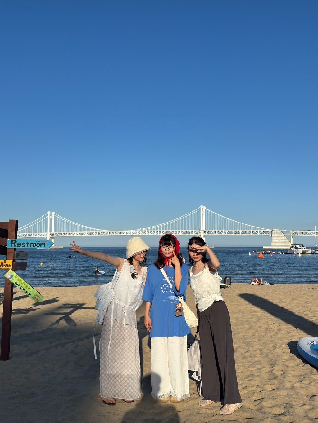 LINE_ALBUM_2025611_250708_441