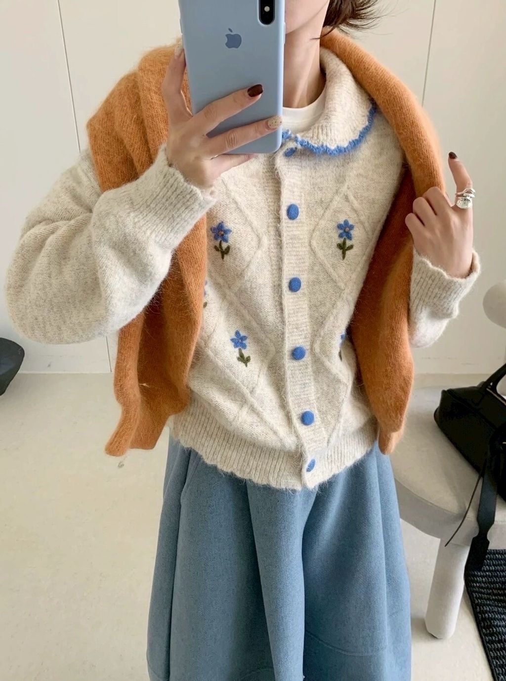 LINE_ALBUM_20251023_251023_121