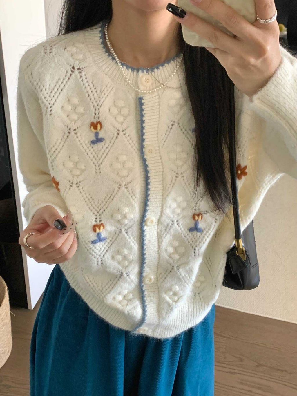 LINE_ALBUM_20251110_251110_156