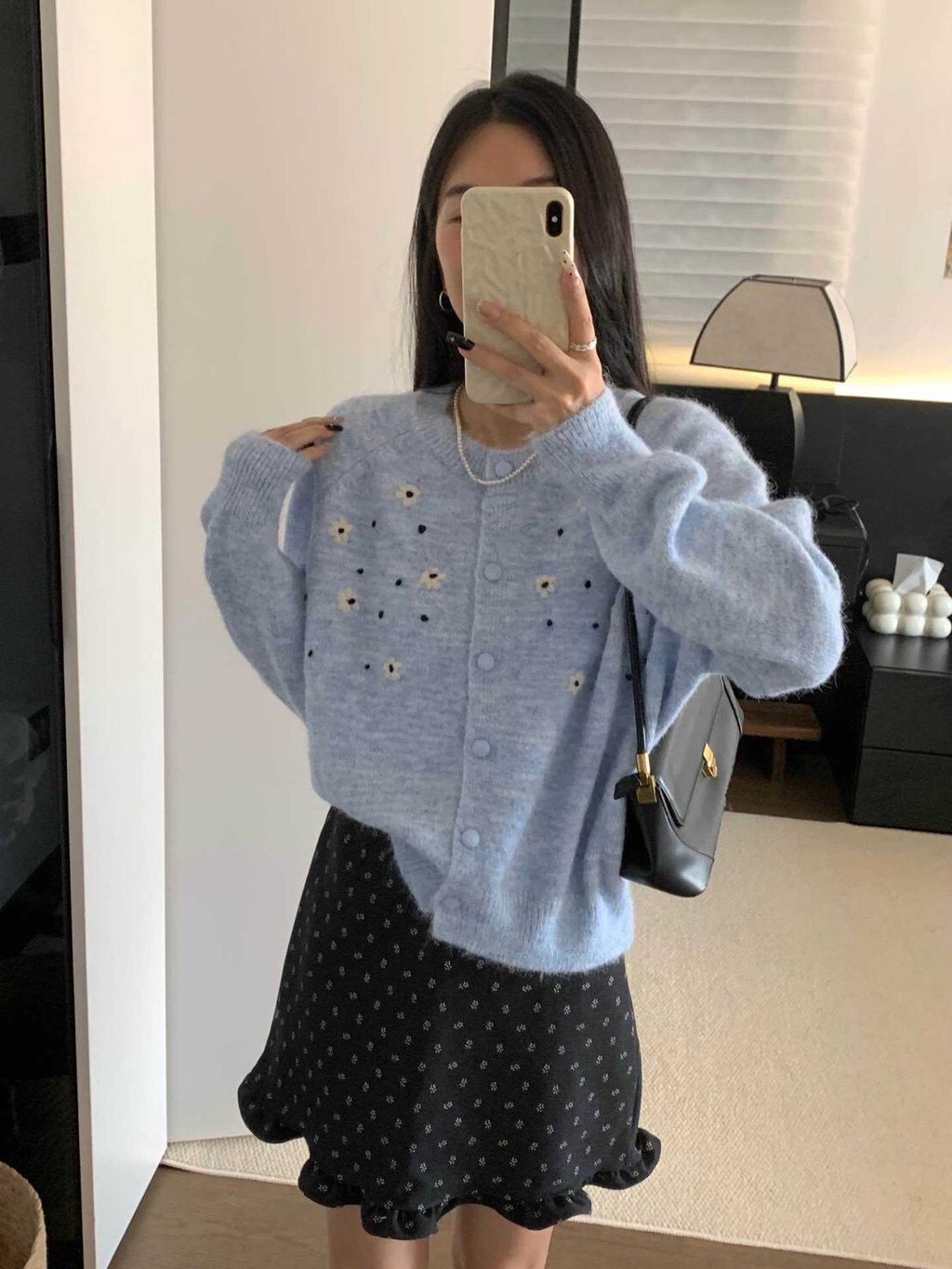 LINE_ALBUM_20251110_251110_180