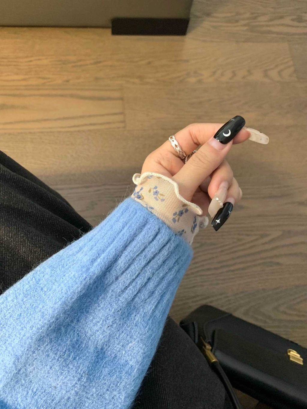 image_7B5C9DF1-CEB2-4381-B026-4A3B80C4C9A4_1763030782