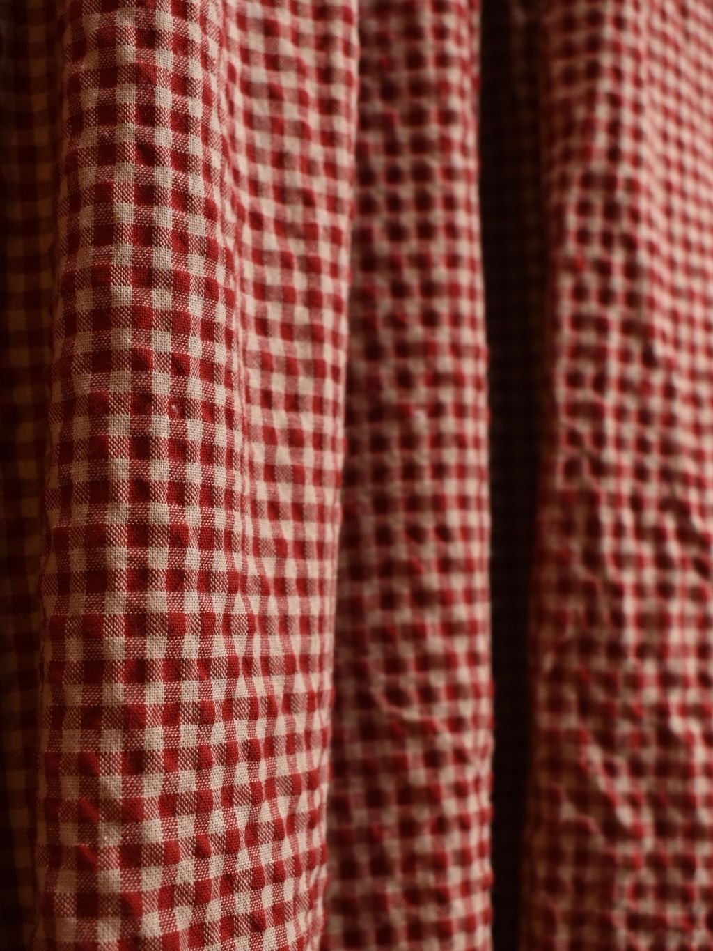 4 (17)