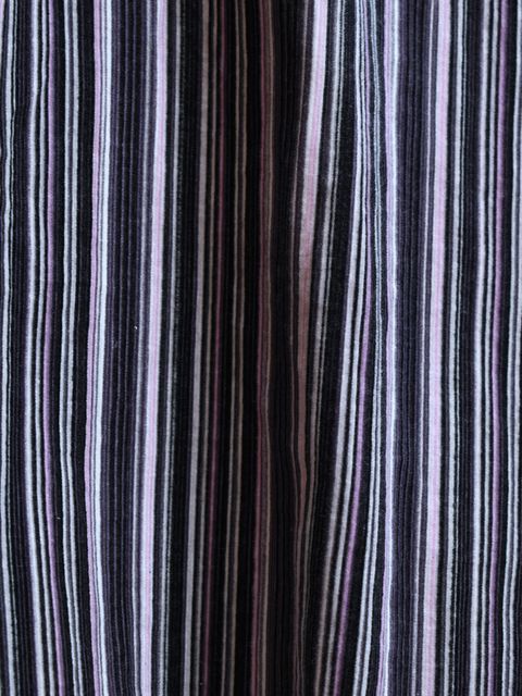 4 (8)
