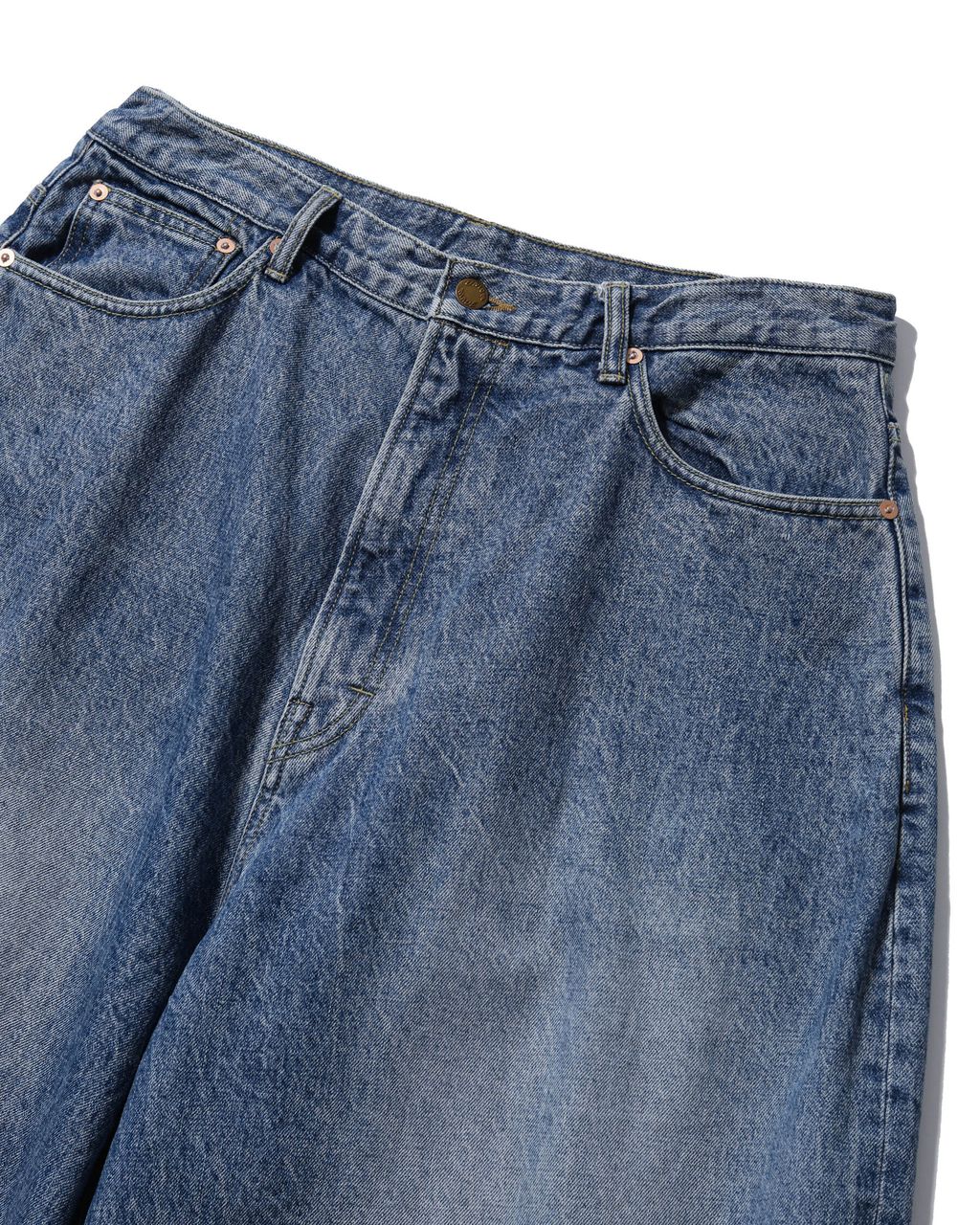 79c88fb7d73704cbaa2a20754c23aef2