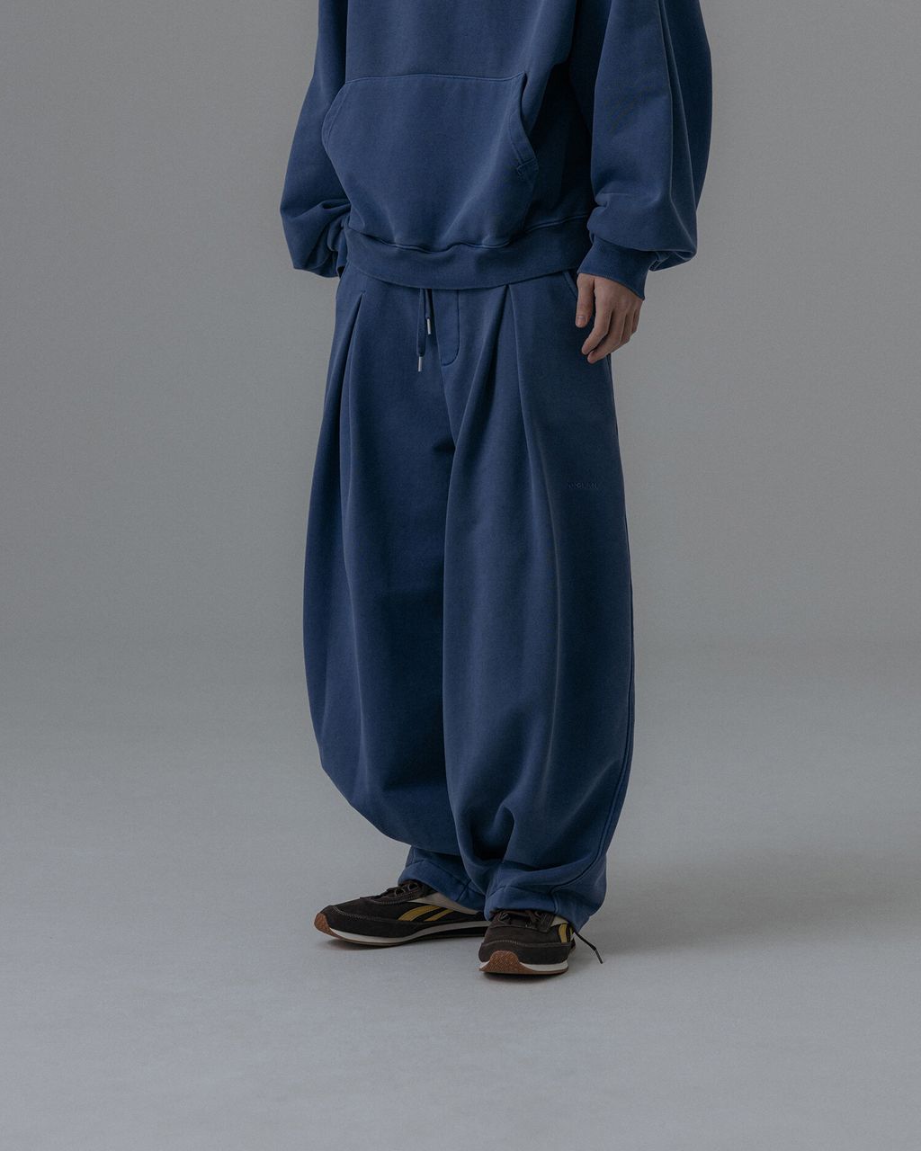 f93b4b0ee599fbbd07a9dfab187f400c