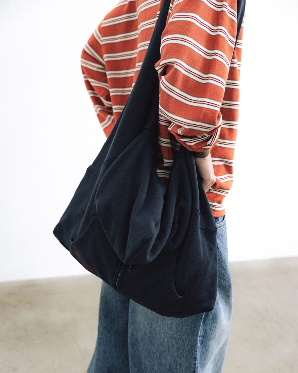 569008ada6f9fdc0996613dbfb27102a