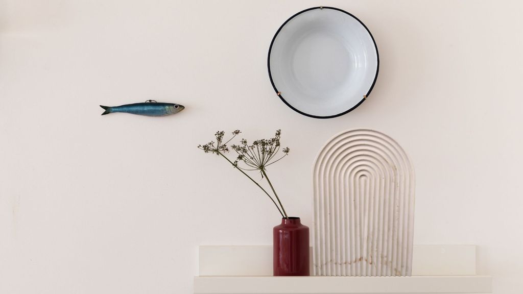 Brown White Minimalist Home Decoration Presentation (2)