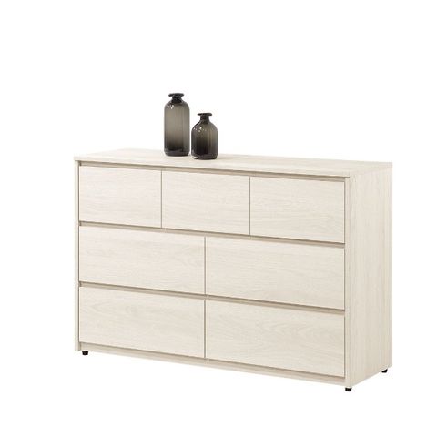 tw-11134207-820li-mne0744r4utic6