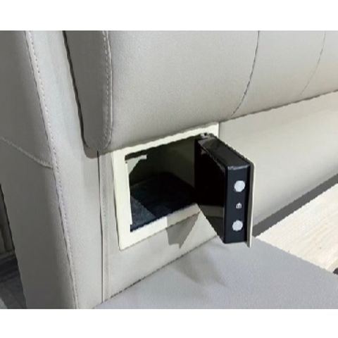 tw-11134207-820l4-mmv6lj88n1mu12