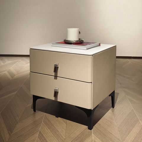 tw-11134207-820lh-mk4s5m2yypl12a
