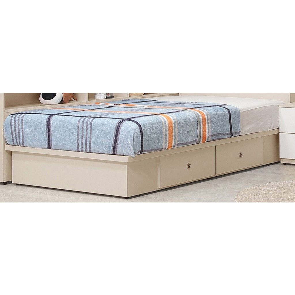 tw-11134207-820lh-mmr89uvmpkw5b8