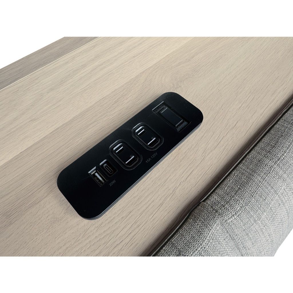 tw-11134207-81zto-mi5jkbi3z0g84d