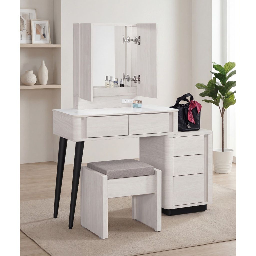 tw-11134207-820lg-ml7k163hukg30e
