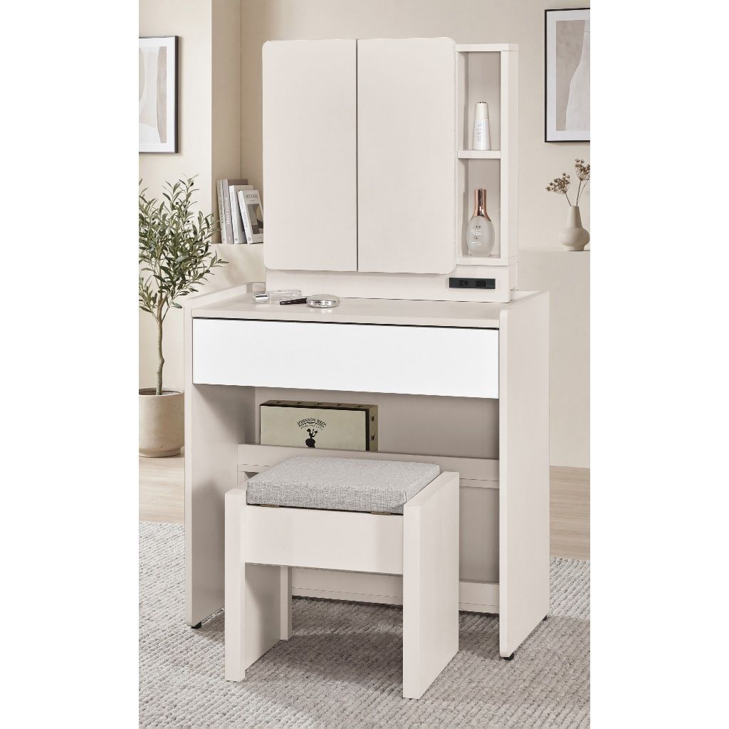 tw-11134207-820le-ml4mfo3p766l95