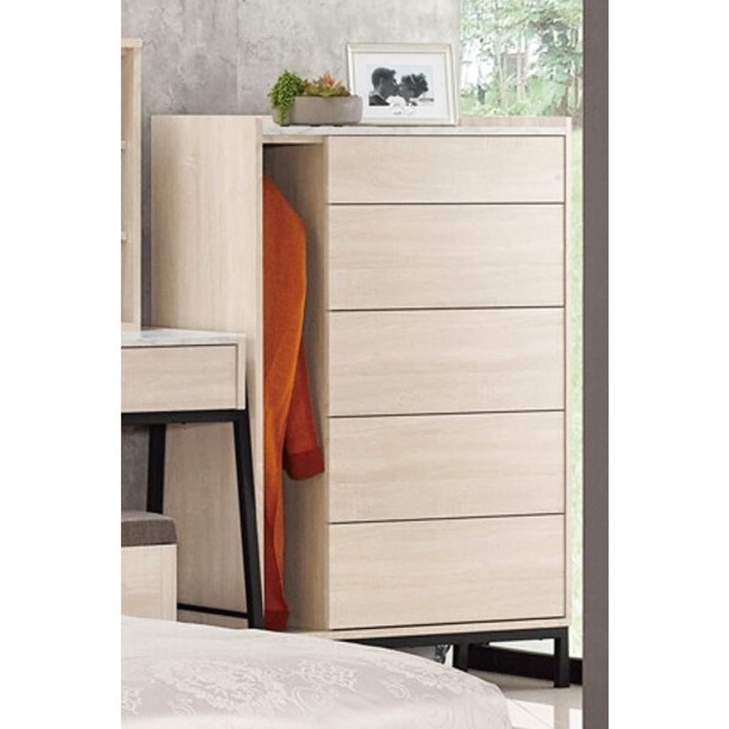 tw-11134207-820li-mlbgv379ciyq1b