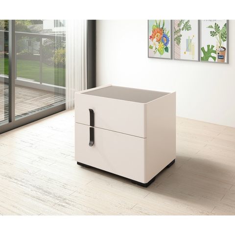 tw-11134207-81ztn-mijvndzhr56w0e