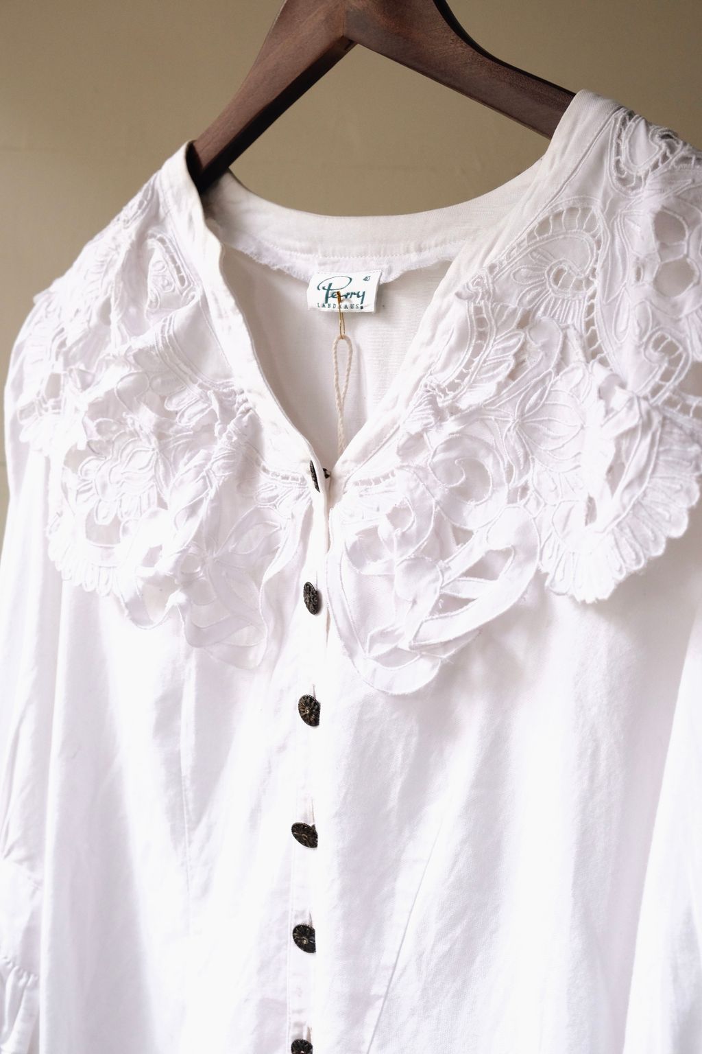 F7536F24-F85C-4143-A625-9F72DFF97747