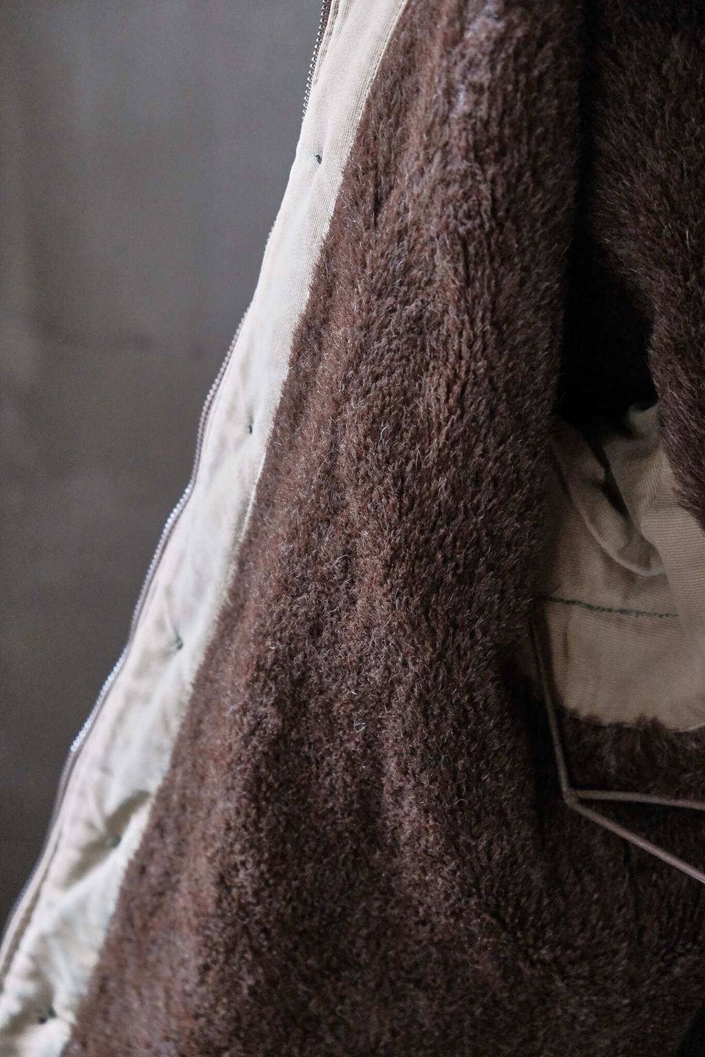 28B762C3-C77A-441C-AEFF-65BED6005EE2