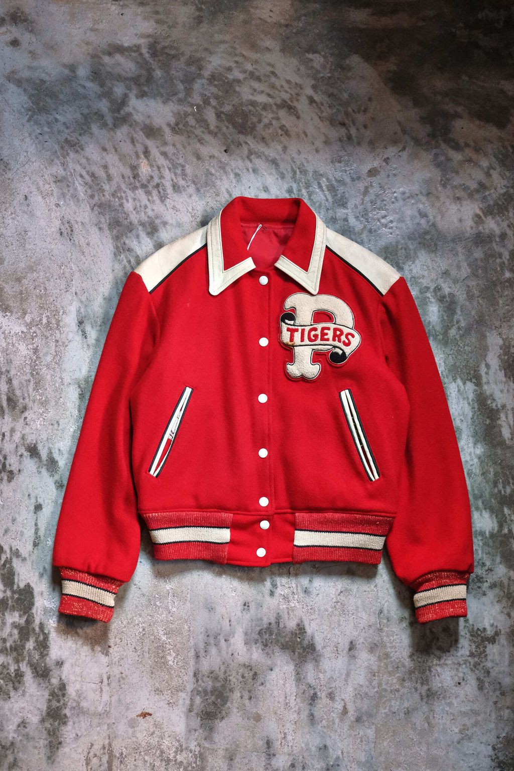 E6E74F48-82E9-4CEF-BC33-9F34C0150DC1