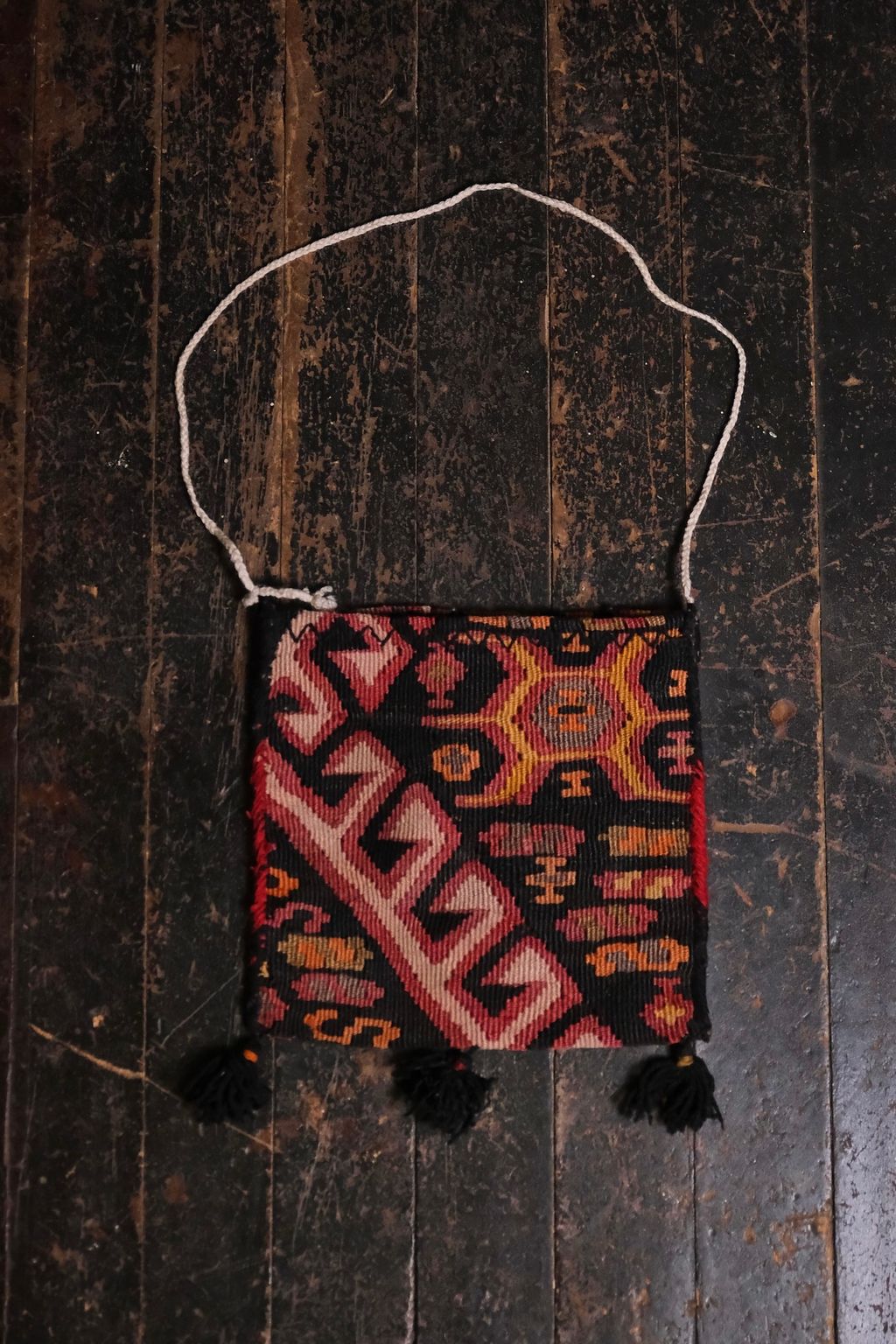 0A6D9D8C-24CE-419E-9733-01BC0A3EEBF7