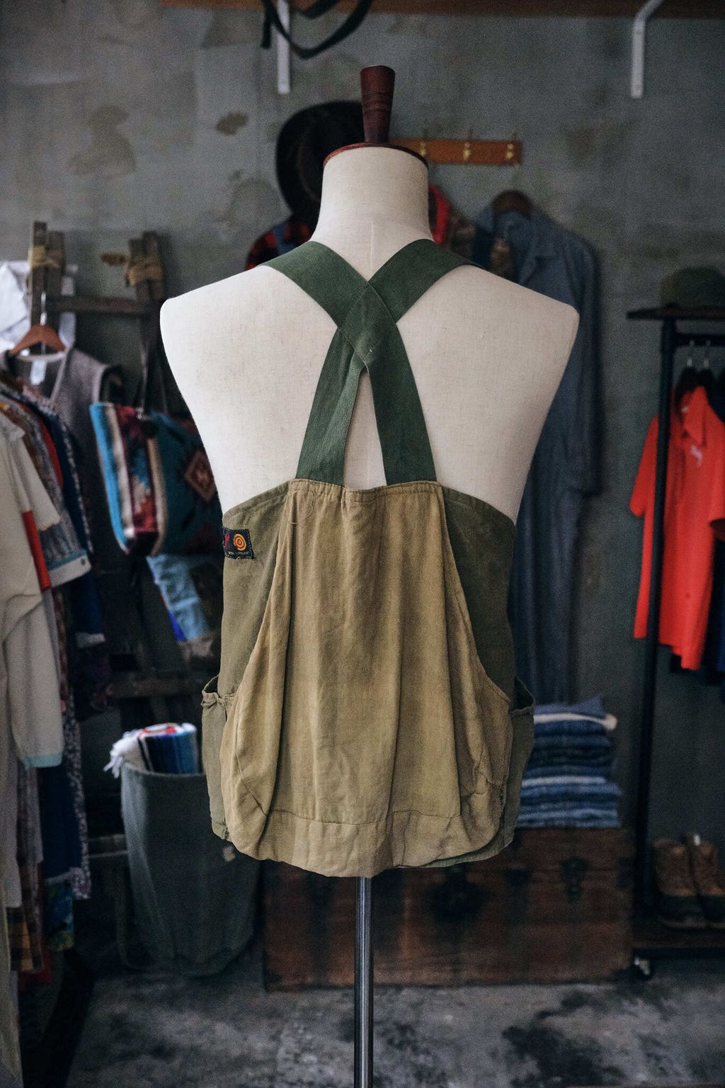 76F7B95B-37B4-4E0A-8871-A9E3F7440940