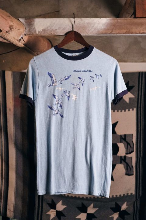 7C5A4822-DC7F-41E9-9AAA-900C0005DF6B