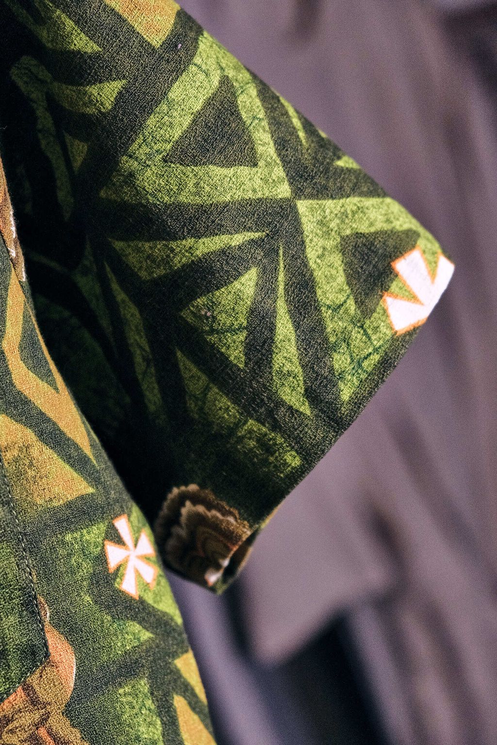 EC694EAD-69D8-404E-9C96-6B34485FD7C2