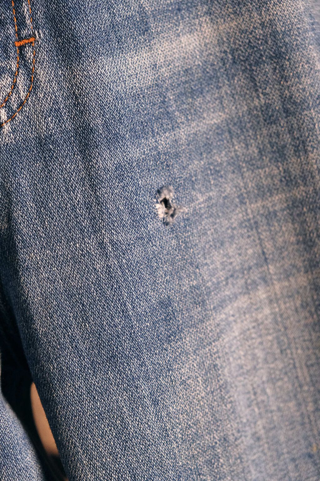 2361E5D3-CEB5-4F9E-BED1-17AC09FA5826