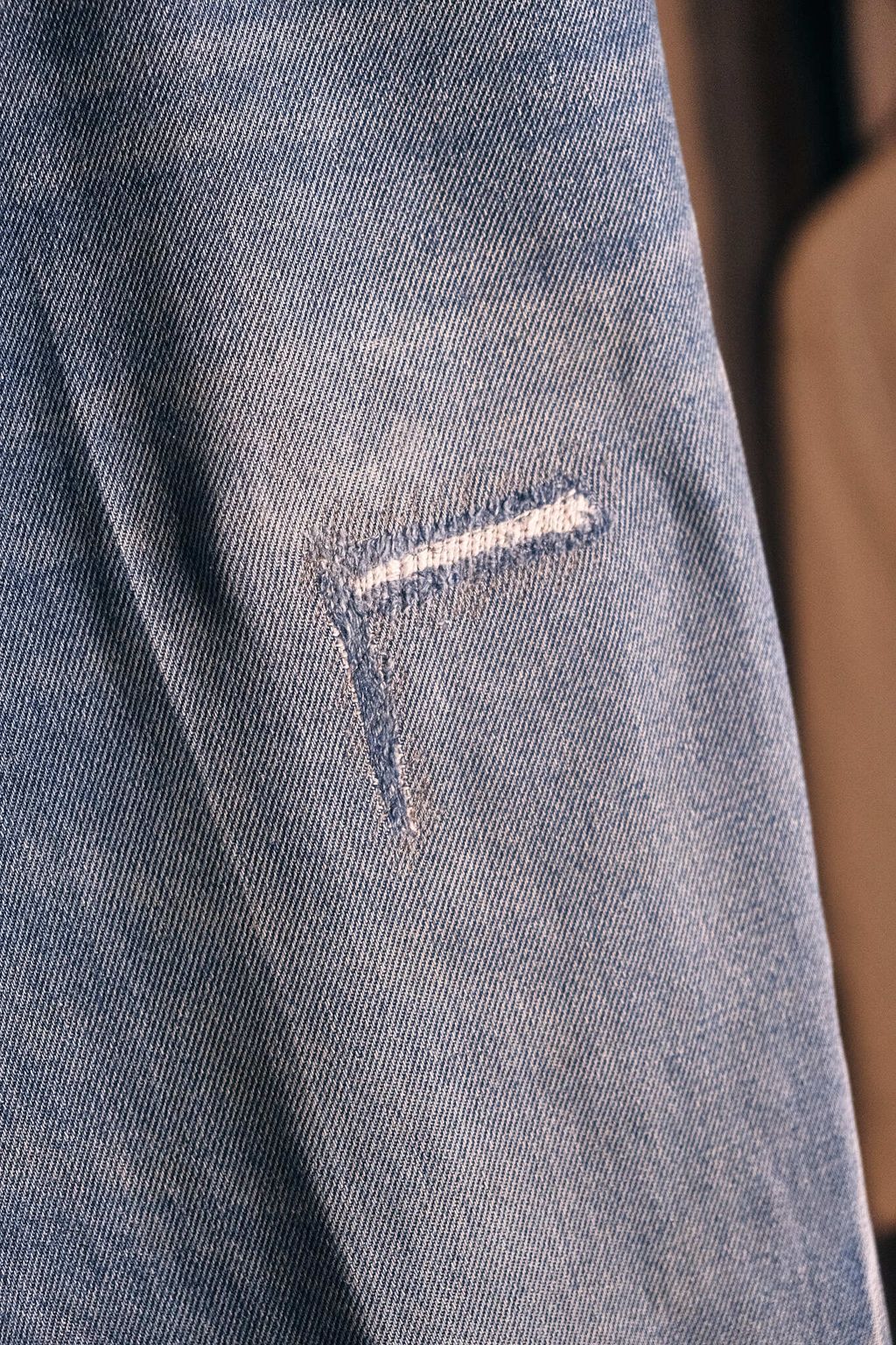 A4EBE8A6-01B6-49FC-91E0-2DDCDA7758B3