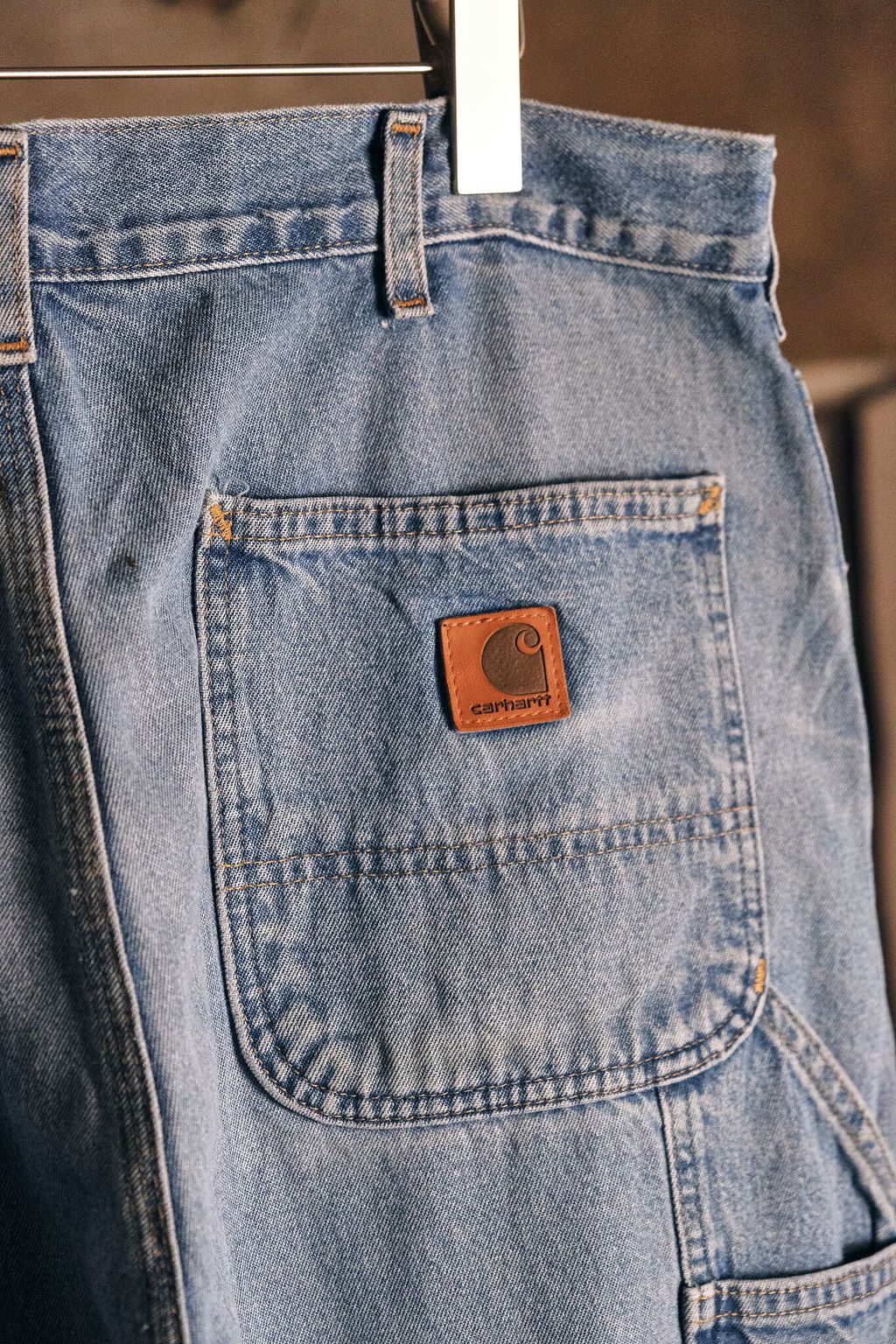 F3A37BC6-D7D5-421B-8934-10E268F8BE2C