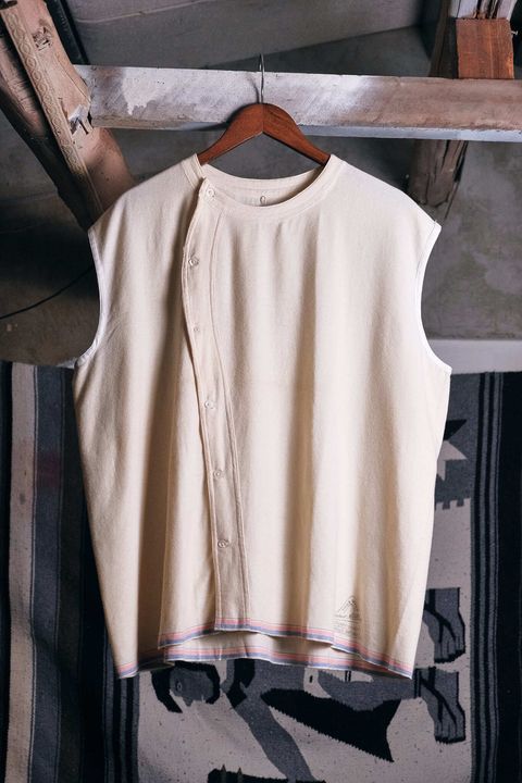 CF2CDCB1-9E16-4704-A9DE-B307B59D6C4D