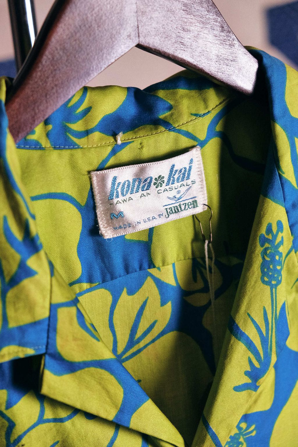 67699CB5-5424-44EA-B5CD-F90E7D5F0D1F