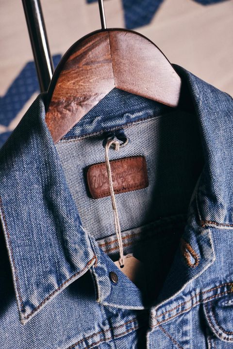 ED377AAB-B04A-4AC9-9333-129340DB7352