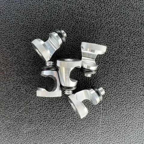 2000x (2)