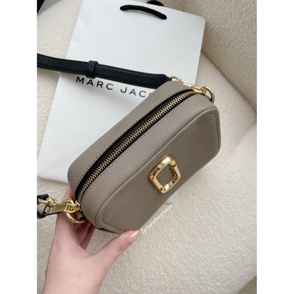 Softshot 17 marc jacobs 2025