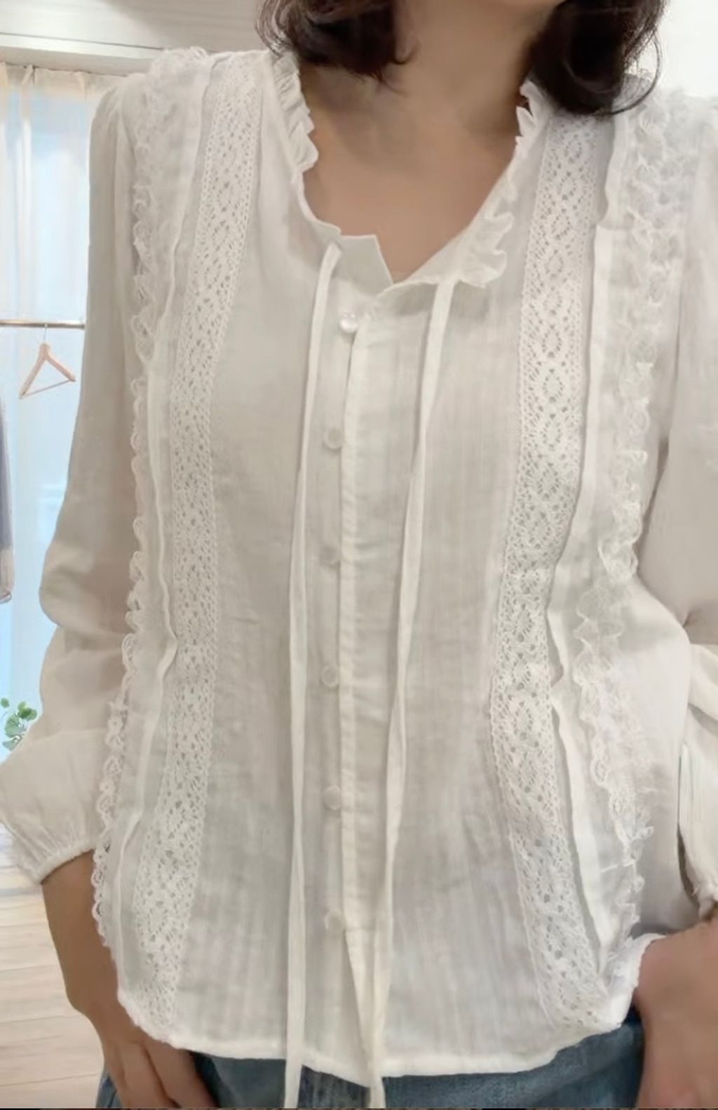 FD79D8B6-418D-4F4E-BC41-2D16AECD877C