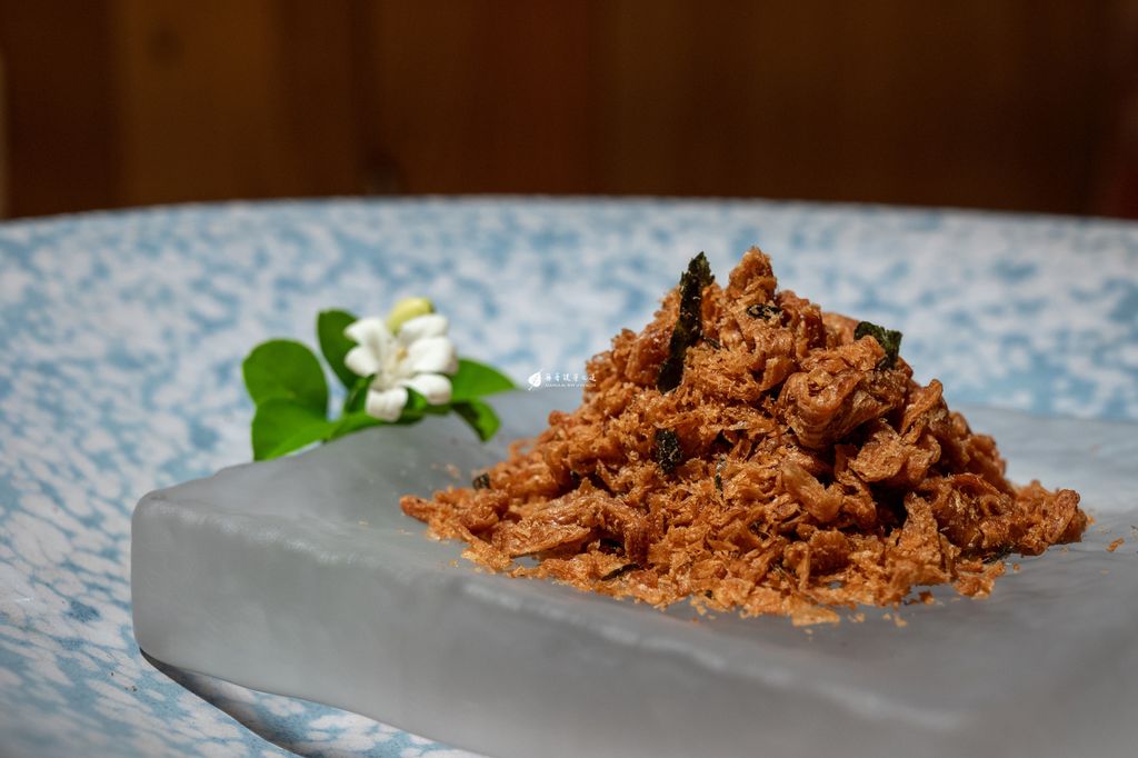 2600.2601素香鬆．罐裝.袋裝 意象照-9 logo