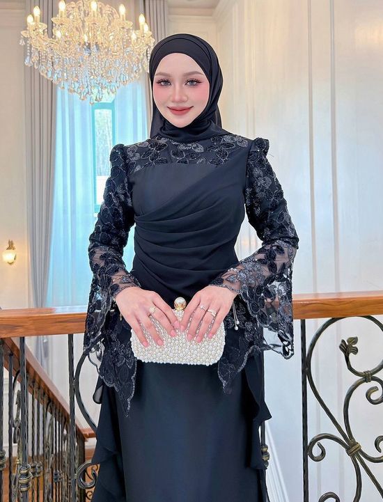 Amanda Dress | Hayamyrna