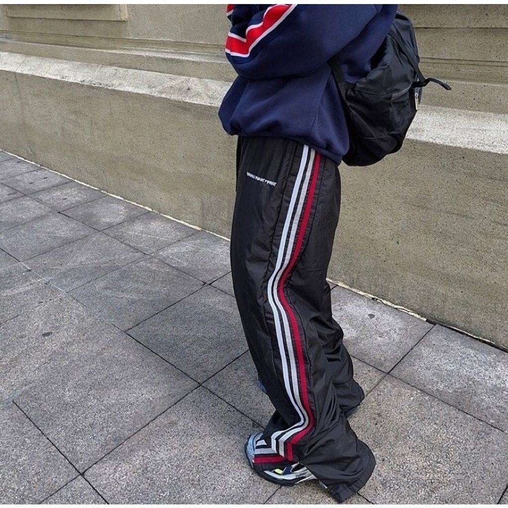 sg-11134201-22100-ua6emzyc9tiv6b